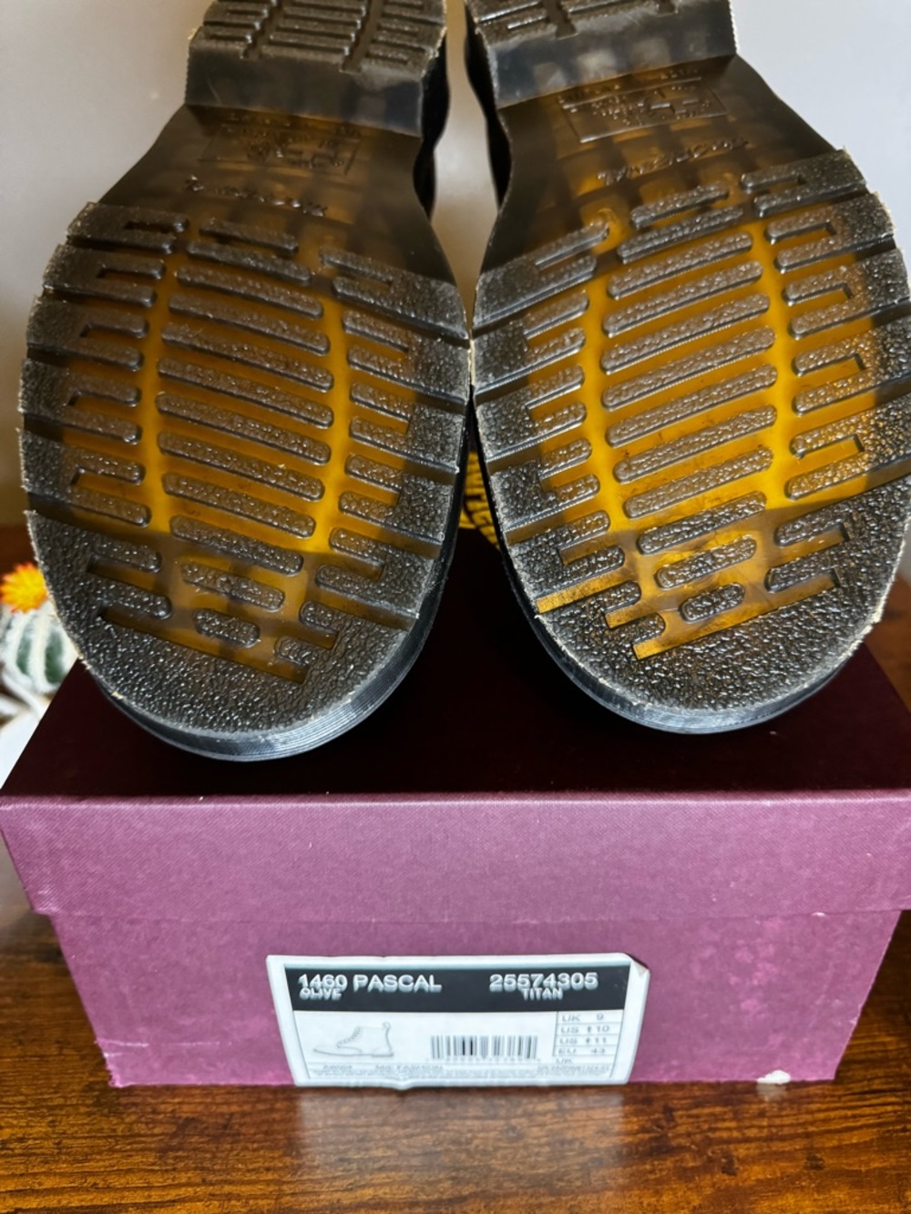 Awesome Dr. Martens 1460 PASCAL MADE IN ENGLAND TITAN LEATHER BOOTS - Picture 8 of 8